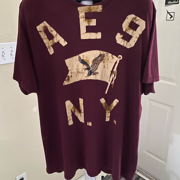 American Eagle tshirt - Picture 3 of 6
